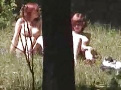 Belle amatrice potelée aux gros seins videos erotiques asiatiques expose ses atouts - partie naturelle
