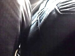 Une femme video mature erotique salope reçoit une éjaculation sur ses lunettes après avoir été baisée durement