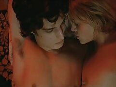 Le vrai amateur Jami a des seins naturels incroyables et un corps parfait pour le porno. video erotique sensuelle