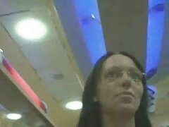 Commode croisée basque noire à résilles et video mature erotique talons en lingerie sexy