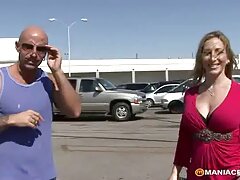 Fumer une bite de milf et jouer à la chatte sur un canapé à l'air video sexe gratuit perfect sacrément sexy