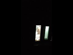 Gros video erotique japonaise seins sur cette salope motarde exhibant son corps sexy révélant