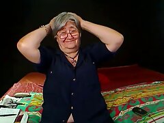 Les poes, les seins, la culotte rose humide de videoserotiques ma femme et une chaise pleine de giclée