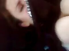 Belle pipe à la maison d'un étranger en pov video film erotic sexe oral
