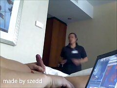 Petite blonde obtient sa bouche video gratuite hot et sa chatte parfaitement saucissonnés