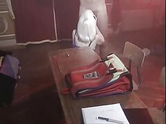 Un étranger taureau noir satisfait ma femme pendant que vidéos érotiques soft je les regarde et les filme