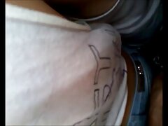 Fille video erotic porno blonde masturbation brosse à cheveux et doigt