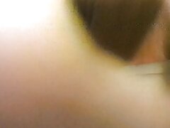 Une salope mature par derrière vous video erotique gros seins montre son cul