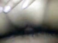 Slut Wife Julia joue avec une bite video erotique pour les femmes et un gode porno maison