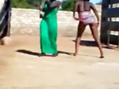 Une femme australienne Creampie Dogging va à cru avec un étranger video couple erotique lors d'une rencontre